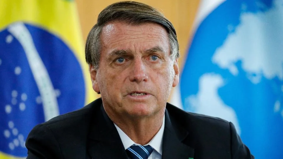 Risco de inelegibilidade existe, reconhece Bolsonaro em evento nos EUA