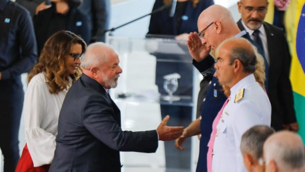 lula militares promocao palciodoplanato oficiaisgenerais tomasribeiropaiva marcossampaioolsen joseomucio defesa 04.abr.2023