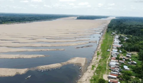 Muro para conter ‘terras caídas’ vai custar R$16,3 milhões aos cofres de Tefé (AM)