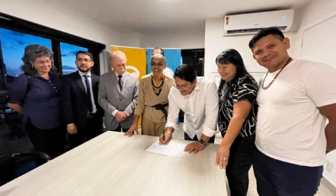 Líder indígena, Eliésio Marubo assina filiação ao partido Rede Sustentabilidade