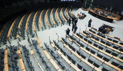 Câmara aprova cota para filmes brasileiros na TV paga