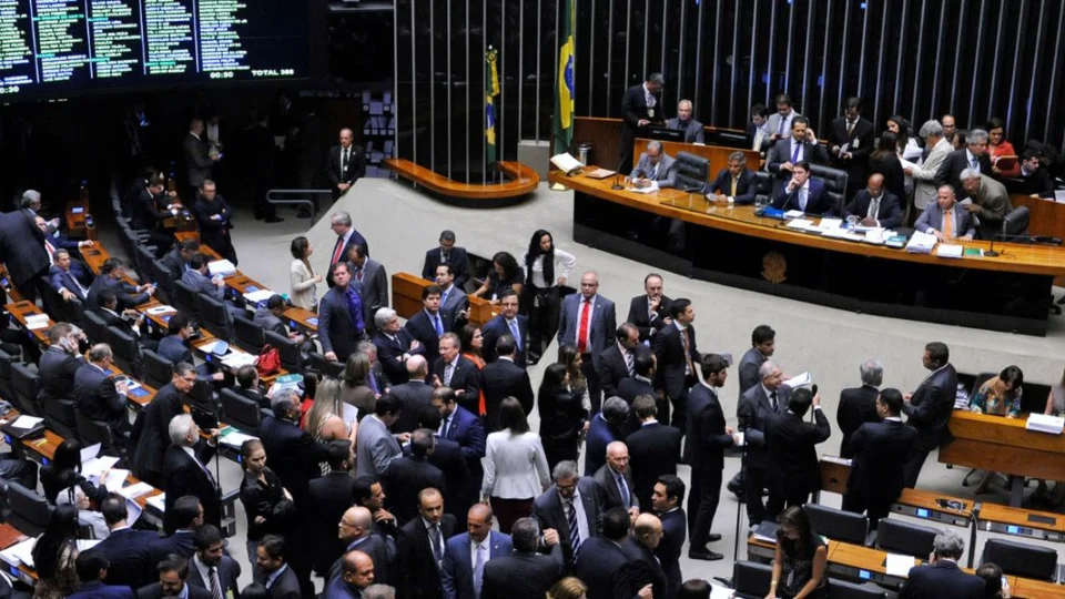 Ação pela CPI do Abuso de Autoridade; saiba se deputados do AM se mobilizam