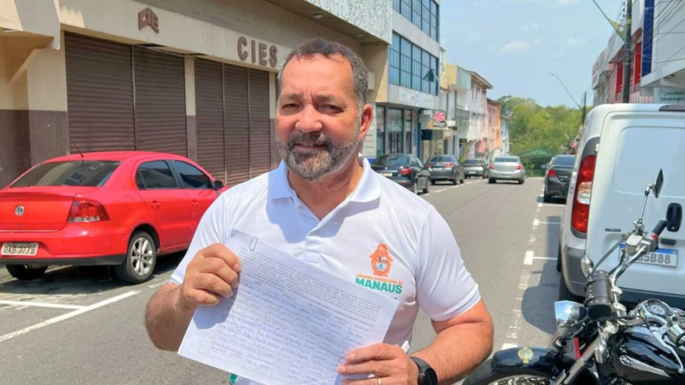 Gilmar Nascimento pede a David Almeida o cancelamento do Zona Azul no Parque Dez e prefeito atende