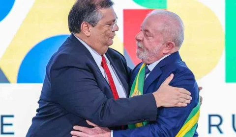 Lula chama Dino ao Alvorada e deve indicá-lo para o STF