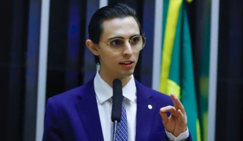 ‘Vitória do povo’, diz Amom sobre suspensão do pagamento do ‘Cotão’ da Câmara de Manaus