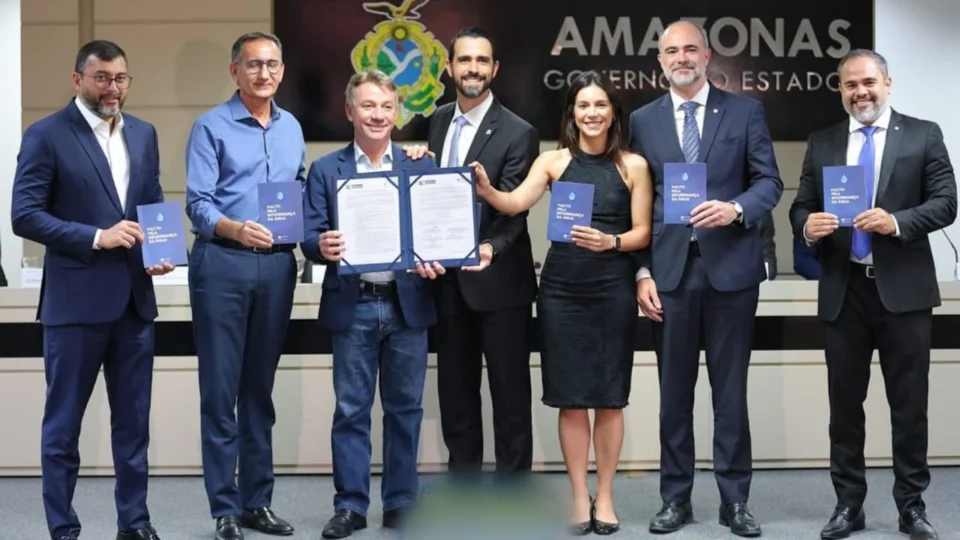 Governador de Roraima, Antonio Denarium, celebra pacto pela Governança da Água