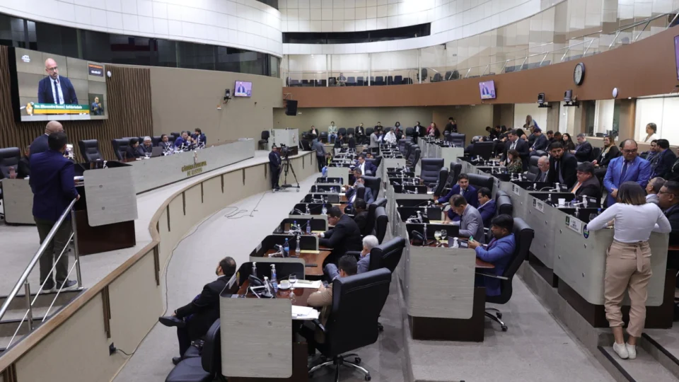 Câmara de Manaus delibera Lei Orçamentária Anual para 2024