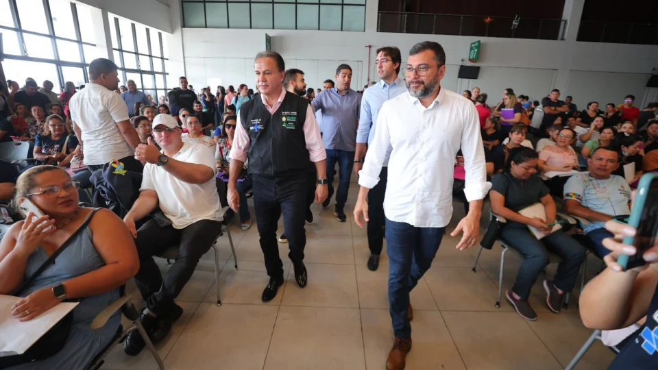 Wilson Lima acompanha etapa final para contratação direta de 1,7 mil enfermeiros