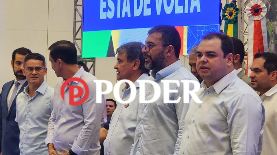 David isolado enquanto Wilson Lima e Roberto Cidade fortalecem união em evento com ministro