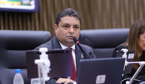 Caio André anuncia pagamento da 2ª Parcela do 13º a servidores da CMM para 7 de Dezembro