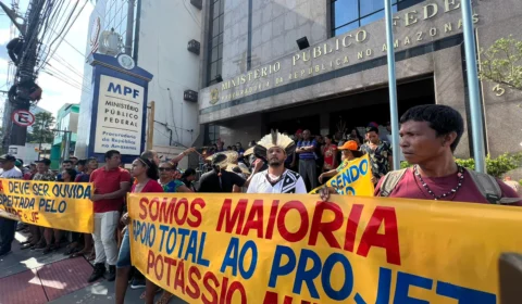 Indígenas Mura protestam no MPF-AM em defesa da extração de potássio em Autazes