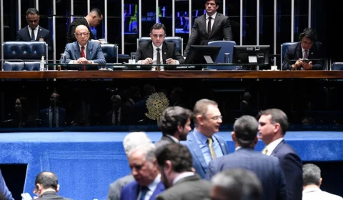 Senado aprova PEC que limita decisões individuais em tribunais