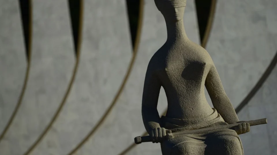 Judiciário brasileiro custa quase o triplo da média global