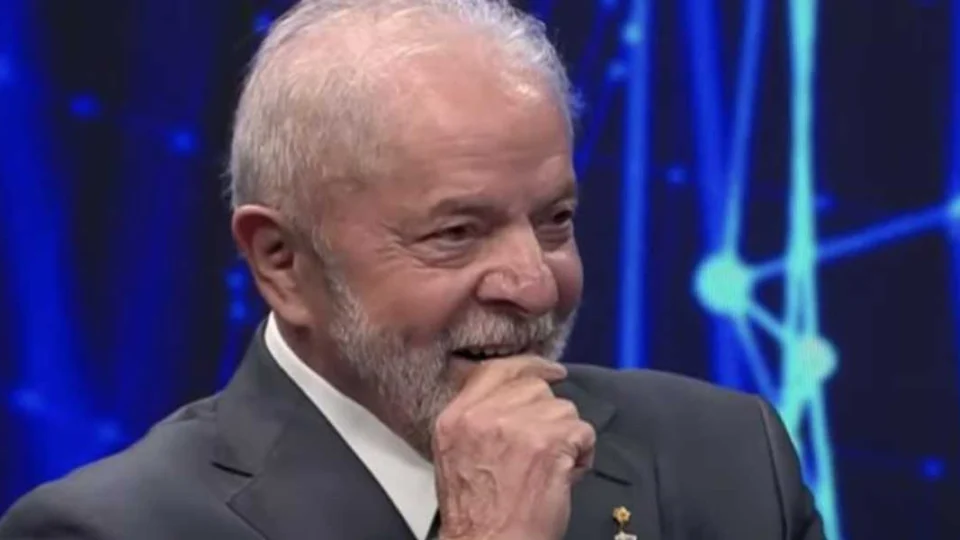 Lula libera R$16,5 bilhões pela Lei Rouanet