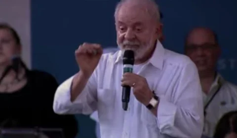 Lula diz que nunca esteve em triplex do Guarujá, mas já foi fotografado no local