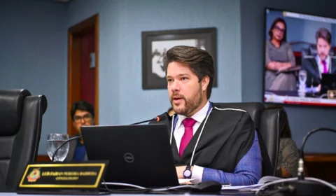 Novo vice-presidente do TCE-AM, Luis Fabian suspende licitação da Prefeitura de Manaus