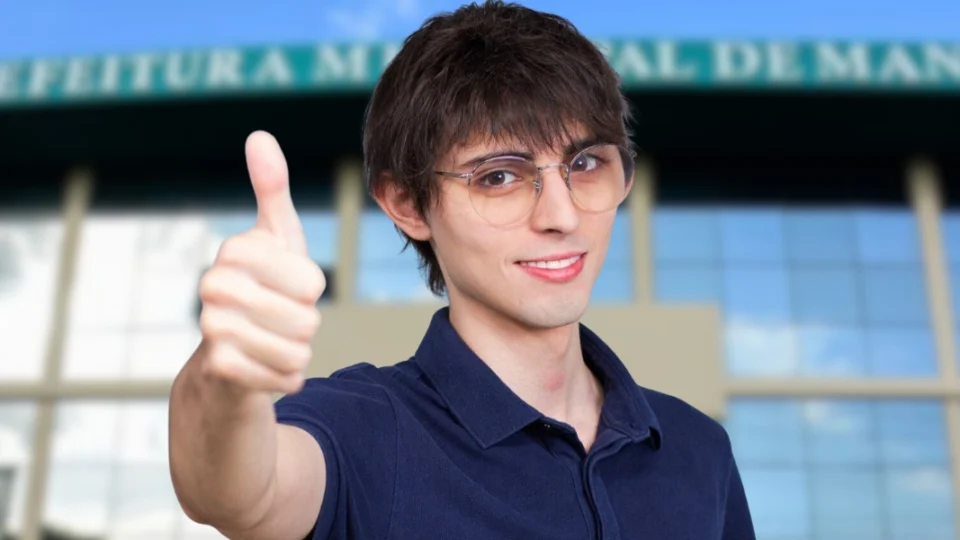 ‘Há possibilidade implícita de futura candidatura’, diz especialista sobre Amom Mandel