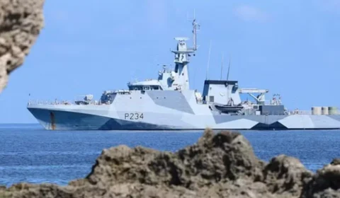 Venezuela mobiliza tropas em resposta ao envio de um navio de guerra britânico para a Guiana