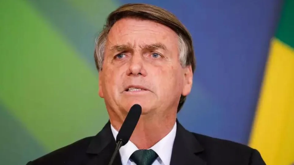 Moraes nega mais um recurso de Bolsonaro contra decisão que o tornou inelegível por 8 anos