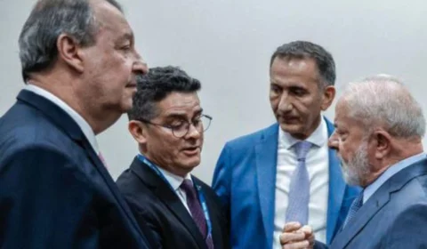 De olho em 2024, David Almeida corre em busca de recursos e viaja novamente à Brasília