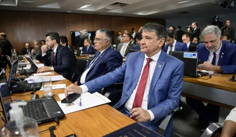 Ministros foram exonerados para participar de sabatina