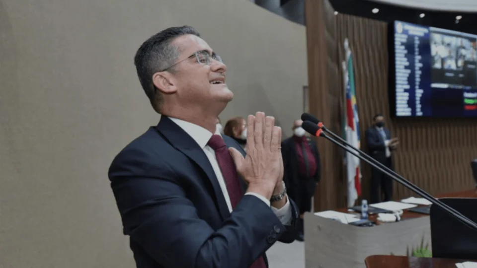 Estratégias, mudanças e pressões: os bastidores da aprovação do empréstimo de R$580 milhões