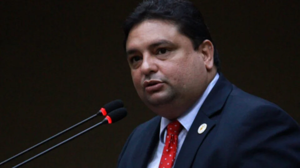 Caio André manifesta solidariedade e critica falta de ação antecipada na Feira do Santo Antônio