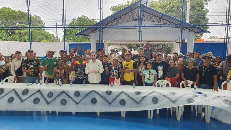 Reunião histórica em Autazes com senador e indígenas pró-potássio busca representar a maioria