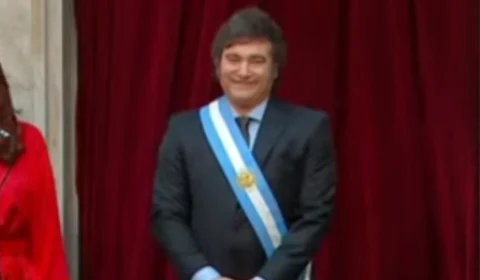 Com vaias a Cristina Kirchner e ao antecessor, Javier Milei é empossado presidente da Argentina