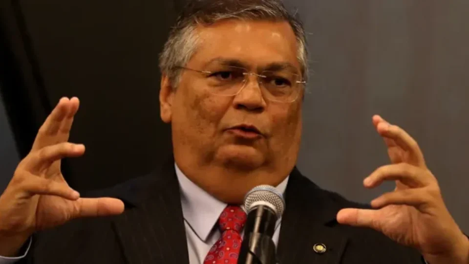Senado aprova indicação de Flávio Dino a ministro do Supremo