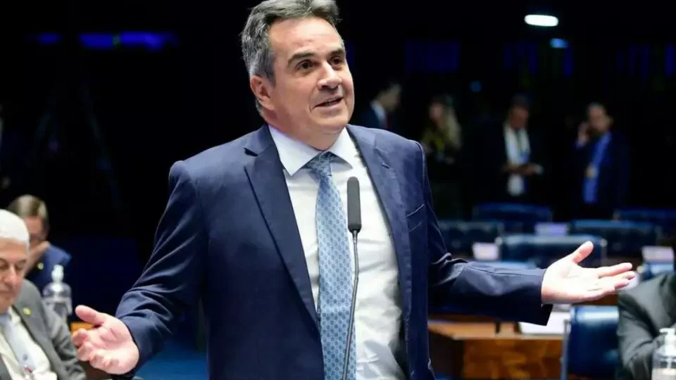 Ciro: Não foi guerra, PT foi catástrofe que causou déficit de R$ 230 bi