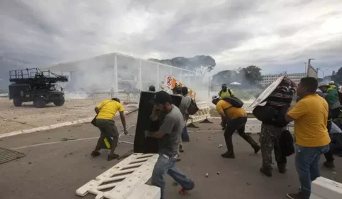 Senadores apelam por normalidade democrática e refutam ato no dia 8