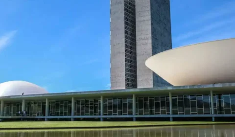 Câmara e Senado arquivam metade dos casos nos Conselhos de Ética