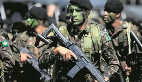 Governo engaveta projeto que põe fim a pensão de filho de militar