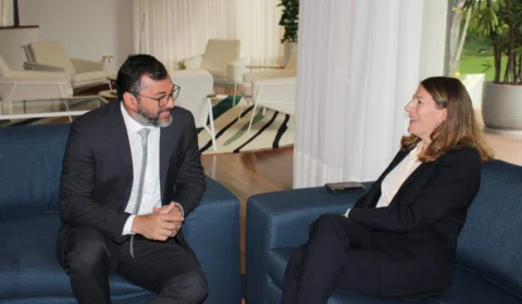 Wilson Lima apresenta projetos sustentáveis à embaixadora britânica