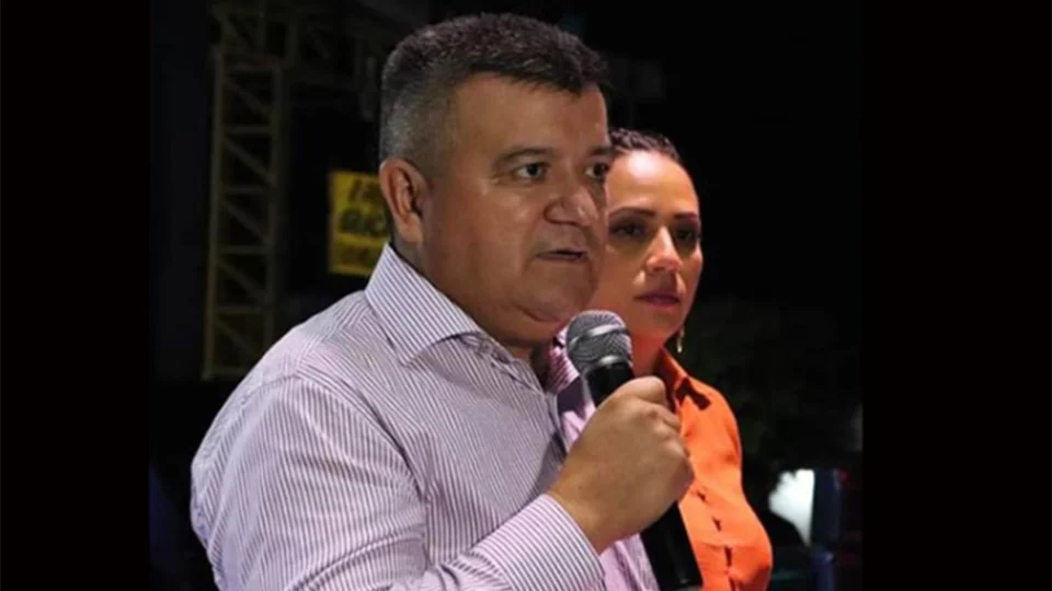 Vice Zé Pedro assume prefeitura em sessão extraordinária da Câmara de Borba após ordem judicial