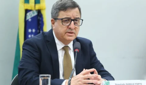 Relator da LDO, Danilo Forte, critica vetos de Lula por ameaçarem transparência orçamentária