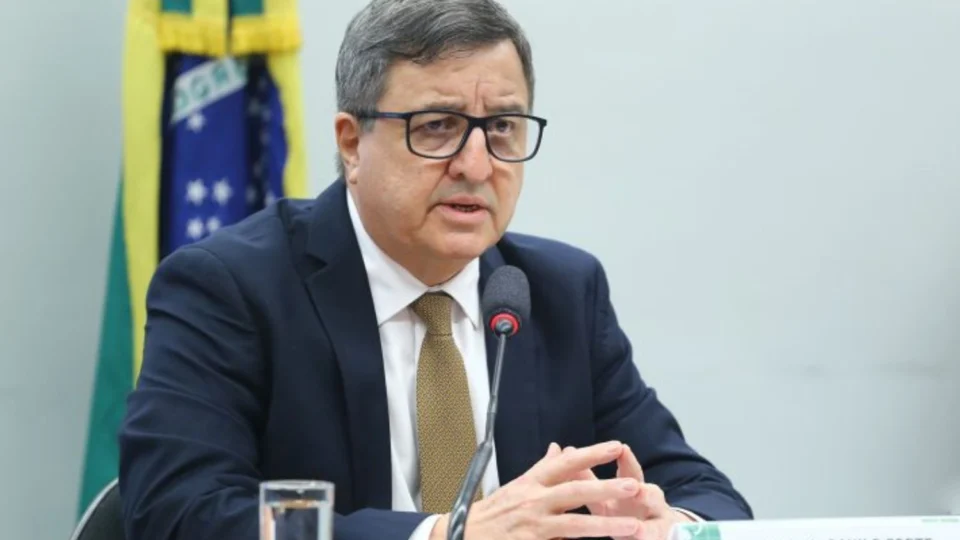 Relator da LDO, Danilo Forte, critica vetos de Lula por ameaçarem transparência orçamentária