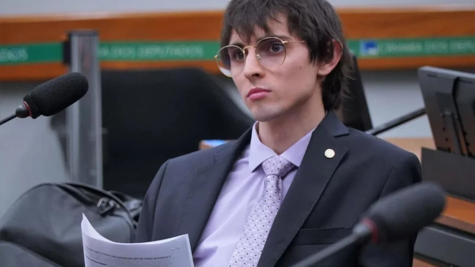 Amom dá voz de prisão a oficial da PM em abordagem na zona Leste de Manaus