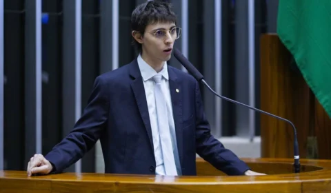 Amom afirma sofrer coação após denúncia contra alta cúpula da Segurança Pública do Amazonas