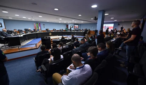 Em retorno de sessões de julgamentos, TCE tem pauta com mais de 100 processos