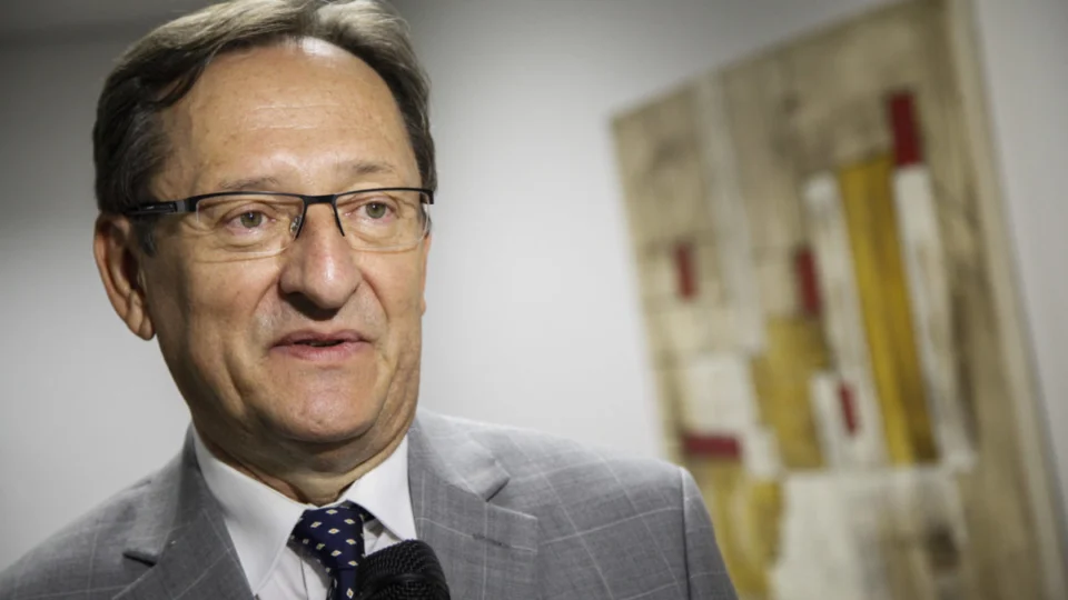 Desembargador suspende proibição de protesto de contas de energia no Amazonas