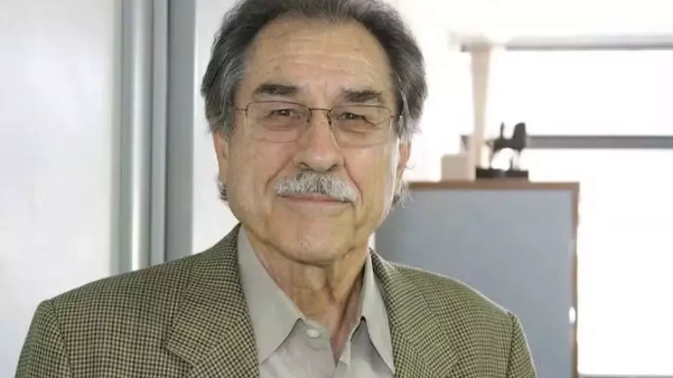 Fundador do PT reclama que falta democracia e deixa o partido