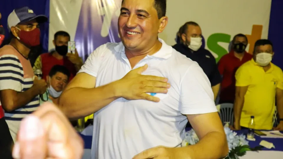 Desembargadora federal manda soltar Simão Peixoto