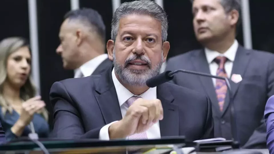 Lira para o Planalto: parlamentares não são ‘carimbadores’