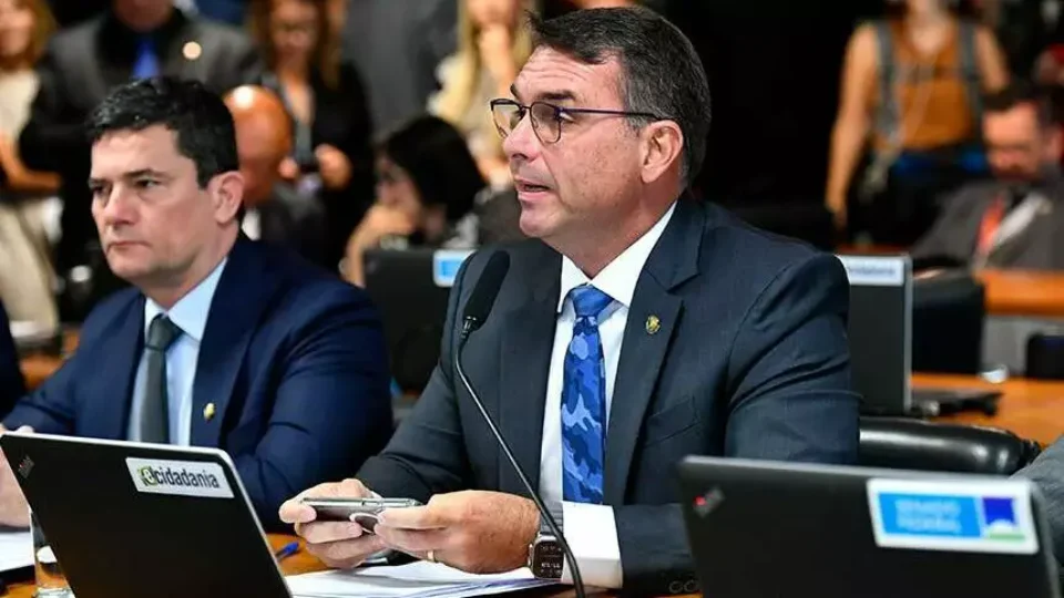 Avança no Senado projeto que acaba com ‘saidinha’ para presos