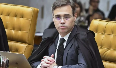 ‘Apoiar grupo terrorista que mata gratuitamente é o maior erro’,diz ministro sobre posição de Lula