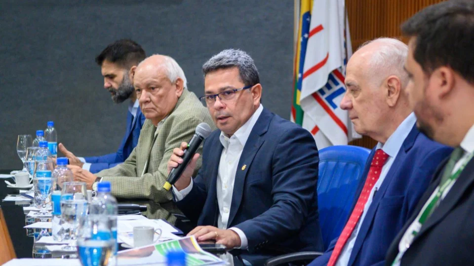 Governo do Amazonas atrai investimento de R$ 1,6 bilhão na primeira reunião do Codam em 2024