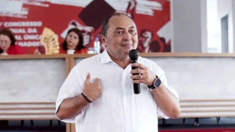 Valdemir Santana é o quinto nome do PT lançado à prefeitura de Manaus, indicado por movimentos
