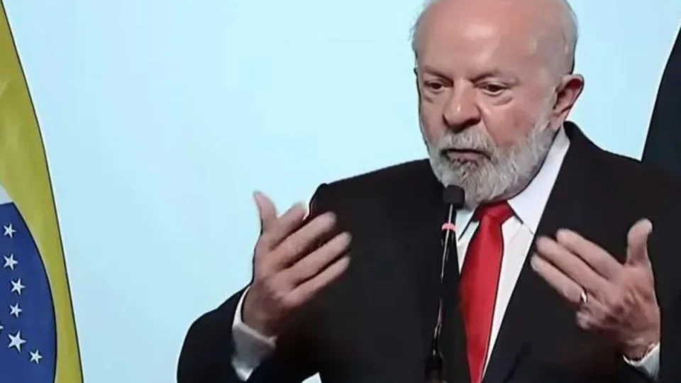 68 deputados denunciam Lula na Corte Penal de Haia por crime de antissemitismo